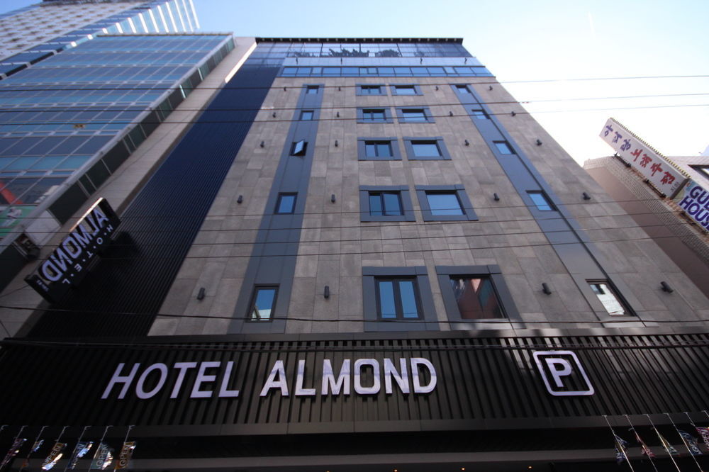 Almond Hotel Busan Station Екстериор снимка