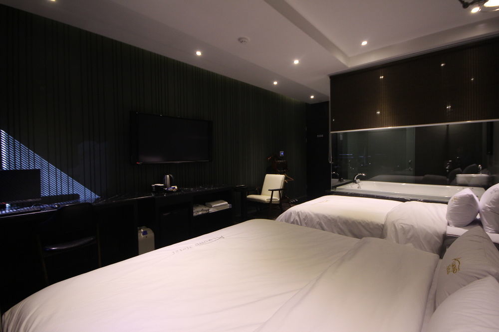 Almond Hotel Busan Station Екстериор снимка